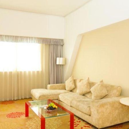 Ramada Plaza By Wyndham Hangzhou Riverside Екстер'єр фото